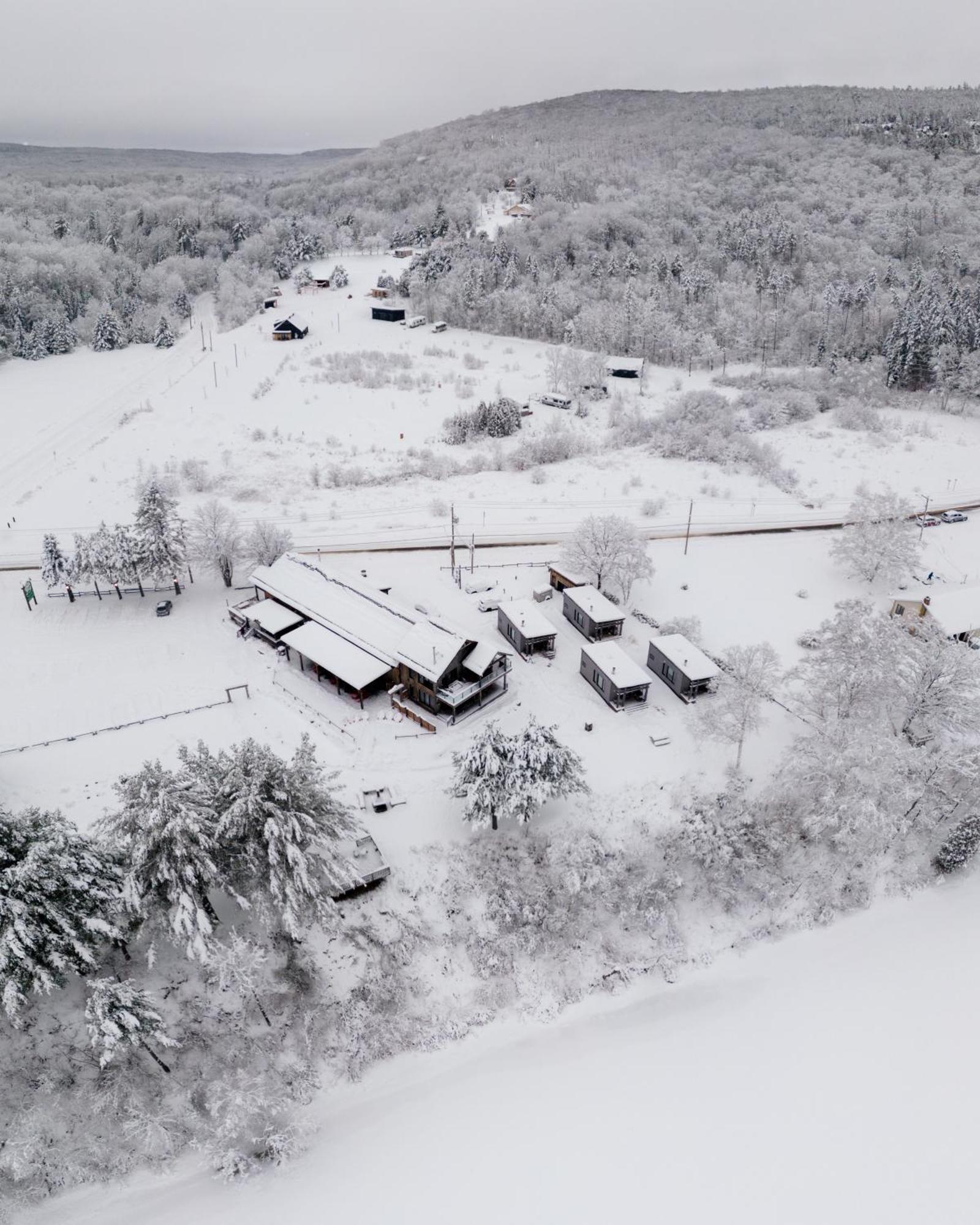 Le 2800 Du Parc Villa Shawinigan Kültér fotó